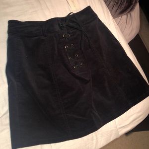 Black high wasted skirt